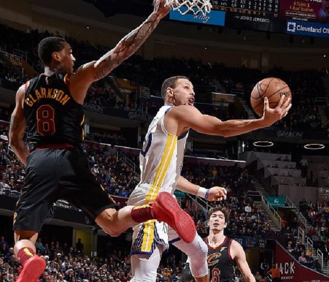 射中横梁 射中横梁