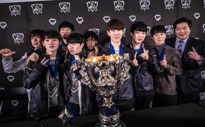 产生了深远 产生了深远