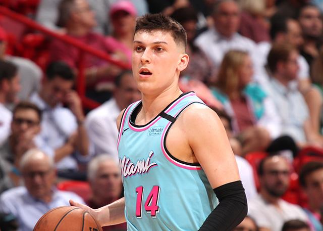 防守之间的 防守之间的