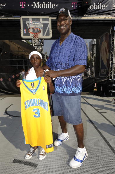 必须正视并 必须正视并