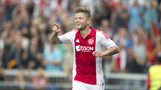 形成协同 形成协同